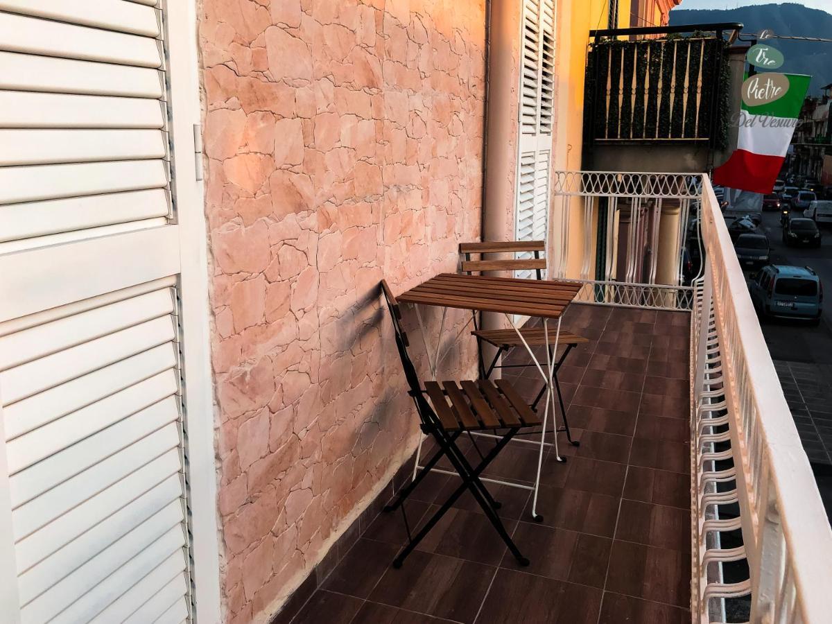 Le Tre Pietre Del Vesuvio Apartment Pompei Exterior foto